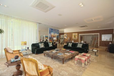 Sala 1 de casa à venda com 5 quartos, 614m² em Jardim Leonor, São Paulo