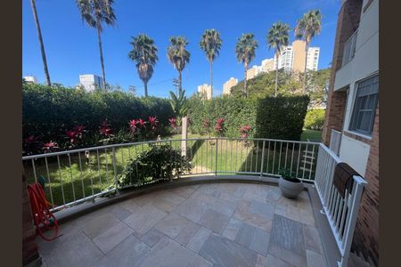 Apartamento à venda com 259m², 3 quartos e 3 vagas