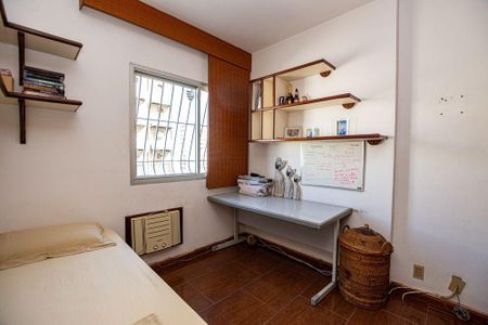 Apartamento à venda com 3 quartos, 161m² em Icaraí, Niterói