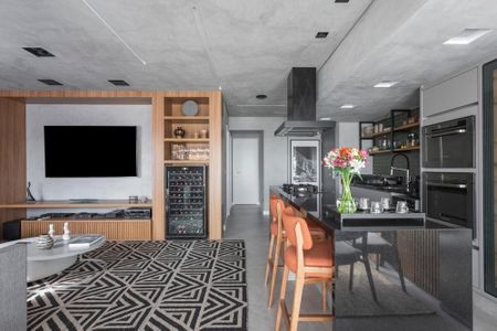 Apartamento à venda com 2 quartos, 98m² em Itaim Bibi, São Paulo