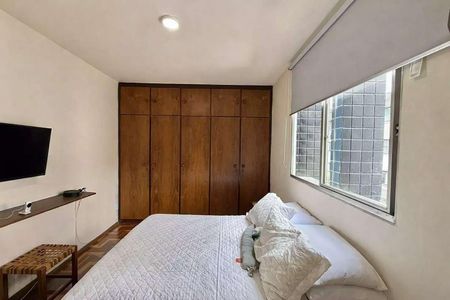 Apartamento à venda com 3 quartos, 105m² em Santa Lúcia, Belo Horizonte