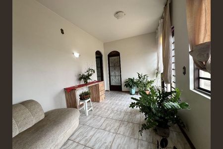 Casa à venda com 3 quartos, 110m² em Jardim Guanabara, Belo Horizonte