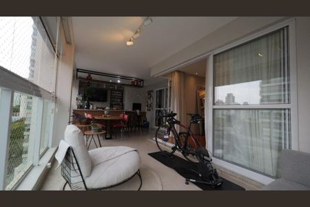 Apartamento à venda com 210m², 4 quartos e 3 vagas Apartamento à venda com 210m², 4 quartos e 3 vagasFoto 05