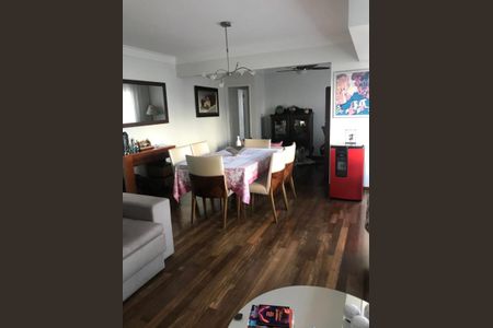 Apartamento à venda com 87m², 2 quartos e 1 vagaFoto 01