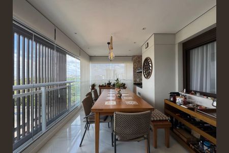 Apartamento à venda com 2 quartos, 105m² em Pinheiros, São Paulo
