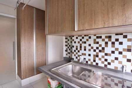 Apartamento para alugar com 220m², 4 quartos e 4 vagasLavanderia