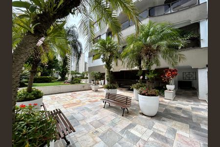 Apartamento para alugar com 220m², 4 quartos e 4 vagasÁrea comum