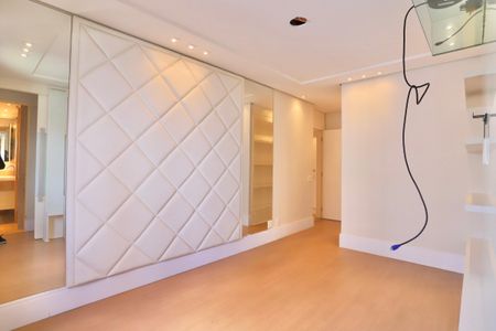 Apartamento para alugar com 220m², 4 quartos e 4 vagasQuarto 2