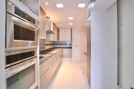 Apartamento para alugar com 220m², 4 quartos e 4 vagasCozinha