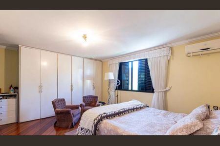 Casa à venda com 5 quartos, 298m² em Planalto Paulista, São Paulo