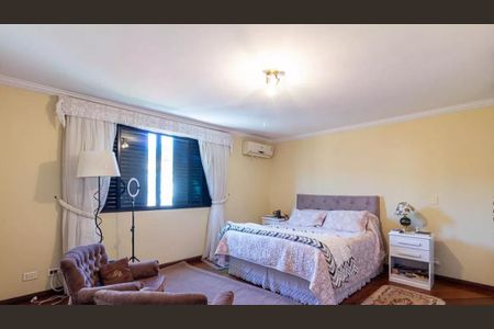 Casa à venda com 5 quartos, 298m² em Planalto Paulista, São Paulo