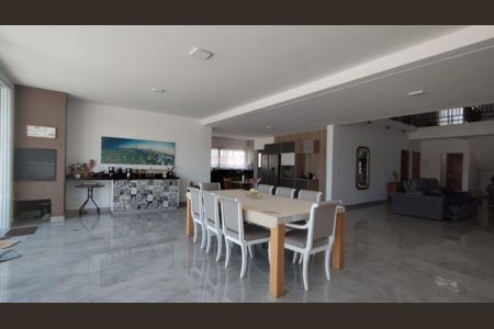 Casa à venda com 5 quartos, 367m² em Cidade Tamboré, Santana de Parnaíba