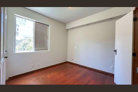 Apartamento à venda com 2 quartos, 72m² em Funcionários, Belo Horizonte
