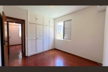 Apartamento à venda com 2 quartos, 72m² em Funcionários, Belo Horizonte