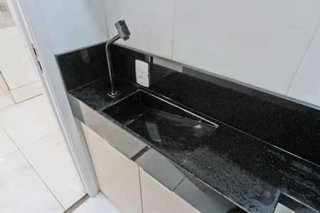 Apartamento para alugar com 35m², 2 quartos e sem vaga Apartamento para alugar com 35m², 2 quartos e sem vagaBanheiro