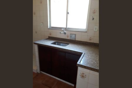 Casa à venda com 2 quartos, 128m² em Viçoso Jardim, Niterói