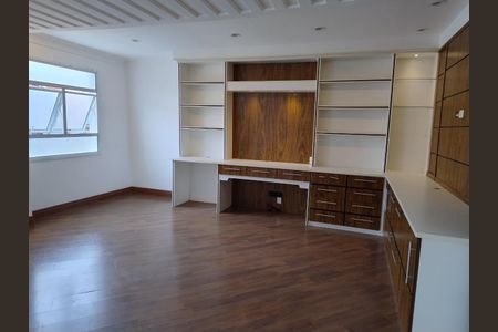 Casa à venda com 350m², 5 quartos e 7 vagasFoto 09