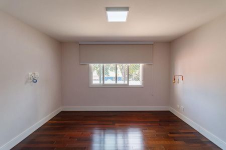 Casa à venda com 4 quartos, 430m² em Planalto Paulista, São Paulo