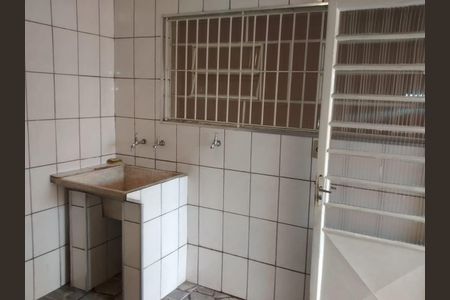 Casa à venda com 2 quartos, 130m² em Vila Bonilha Nova, São Paulo