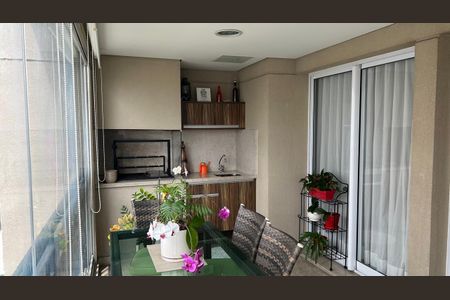 Apartamento para alugar com 160m², 3 quartos e 4 vagasVaranda