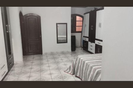 Casa à venda com 3 quartos, 201m² em Vila Junqueira, Santo André
