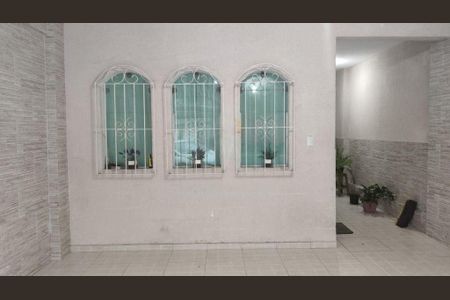 Casa à venda com 3 quartos, 201m² em Vila Junqueira, Santo André