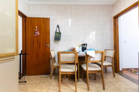 Casa à venda com 120m², 3 quartos e 3 vagas Casa à venda com 120m², 3 quartos e 3 vagasCozinha