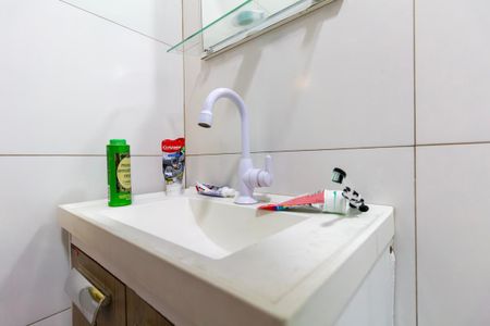 Casa à venda com 120m², 3 quartos e 3 vagas Casa à venda com 120m², 3 quartos e 3 vagasBanheiro 1