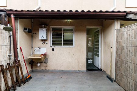 Casa de condomínio para alugar com 70m², 2 quartos e 1 vaga Casa de condomínio para alugar com 70m², 2 quartos e 1 vagaQuintal