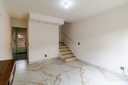 Casa de condomínio para alugar com 70m², 2 quartos e 1 vaga Casa de condomínio para alugar com 70m², 2 quartos e 1 vagaSala