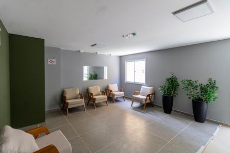 Apartamento para alugar com 17m², 1 quarto e sem vagaHall social