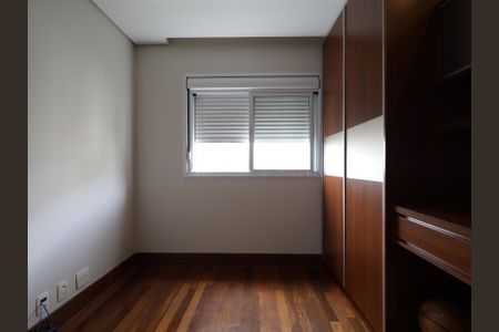 Apartamento à venda com 165m², 3 quartos e 3 vagasSuíte 1