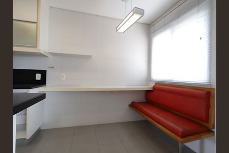 Apartamento à venda com 165m², 3 quartos e 3 vagasCozinha