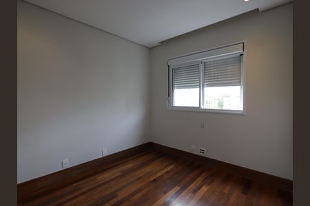 Apartamento à venda com 165m², 3 quartos e 3 vagasSuíte 2