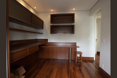 Apartamento à venda com 165m², 3 quartos e 3 vagasSuíte 1