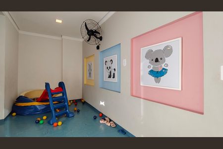 Apartamento para alugar com 32m², 2 quartos e sem vaga