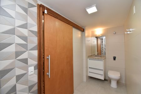 Apartamento para alugar com 169m², 3 quartos e 1 vagaBanheiro da Suíte