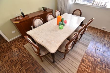 Apartamento para alugar com 169m², 3 quartos e 1 vagaSala