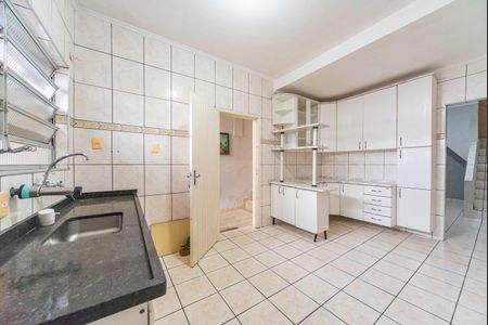 Casa para alugar com 100m², 2 quartos e 1 vagaCozinha 