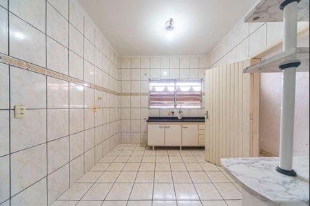 Casa para alugar com 100m², 2 quartos e 1 vagaCozinha 