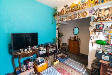 Casa à venda com 140m², 2 quartos e sem vaga Casa à venda com 140m², 2 quartos e sem vagaSala