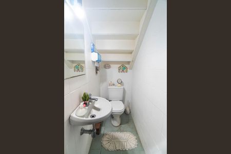 Casa à venda com 140m², 2 quartos e sem vaga Casa à venda com 140m², 2 quartos e sem vagaLavabo