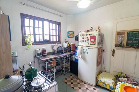 Casa à venda com 140m², 2 quartos e sem vaga Casa à venda com 140m², 2 quartos e sem vagaCozinha