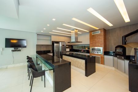 Apartamento à venda com 228m², 4 quartos e 5 vagas Apartamento à venda com 228m², 4 quartos e 5 vagasESPACO GOURMET