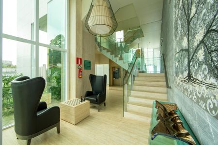 Apartamento à venda com 228m², 4 quartos e 5 vagas Apartamento à venda com 228m², 4 quartos e 5 vagasHALL