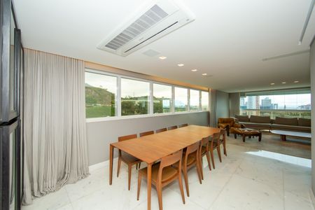 SALA de apartamento à venda com 4 quartos, 228m² em Santa Lúcia, Belo Horizonte
