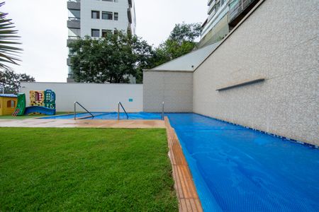 Apartamento à venda com 228m², 4 quartos e 5 vagas Apartamento à venda com 228m², 4 quartos e 5 vagasPISCINA