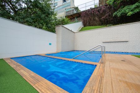 Apartamento à venda com 228m², 4 quartos e 5 vagas Apartamento à venda com 228m², 4 quartos e 5 vagasPISCINA