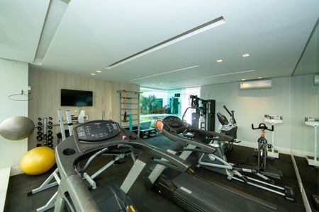 Apartamento à venda com 228m², 4 quartos e 5 vagas Apartamento à venda com 228m², 4 quartos e 5 vagasACADEMIA