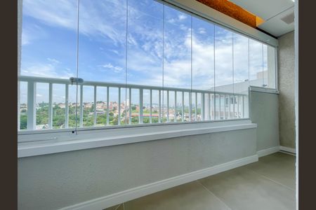 Sacada de apartamento para alugar com 2 quartos, 46m² em Quitaúna, Osasco